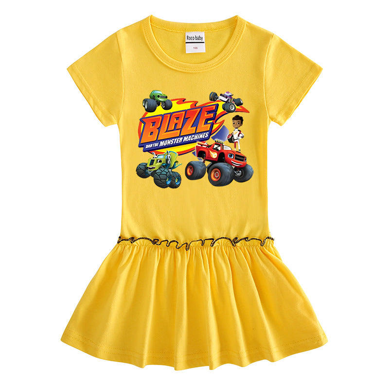 Children's short sleeved dress with half sleeves
